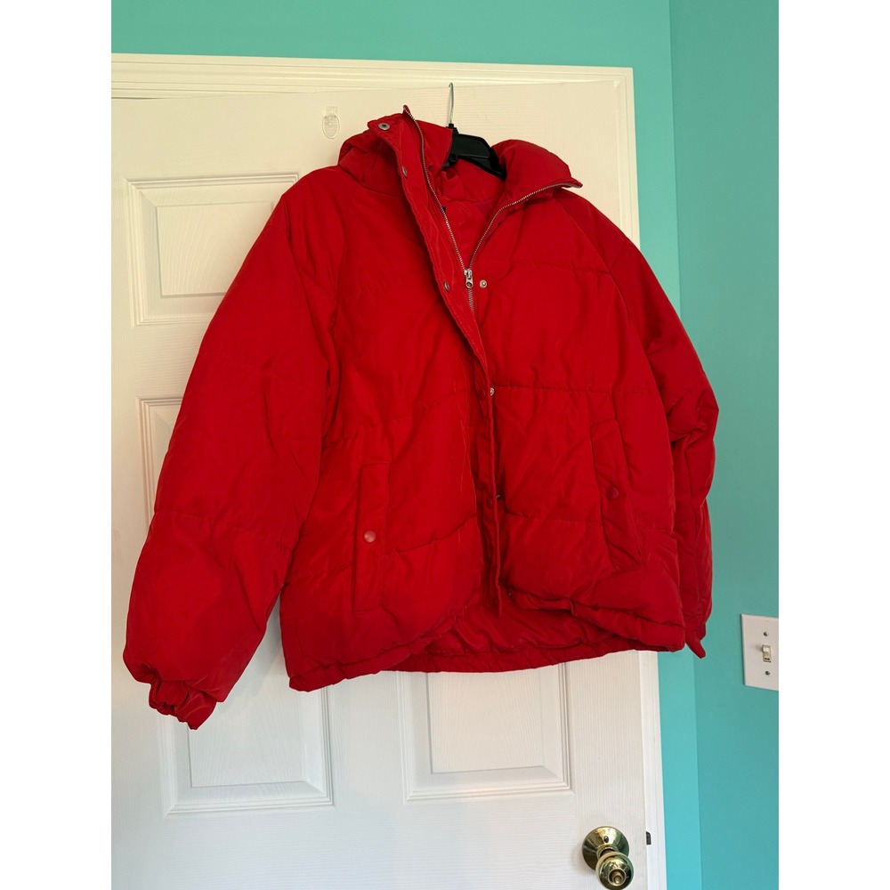Forever 21 Red Puffer Jacket Hooded Quilted Full Zip Winter Coat Mens Medium